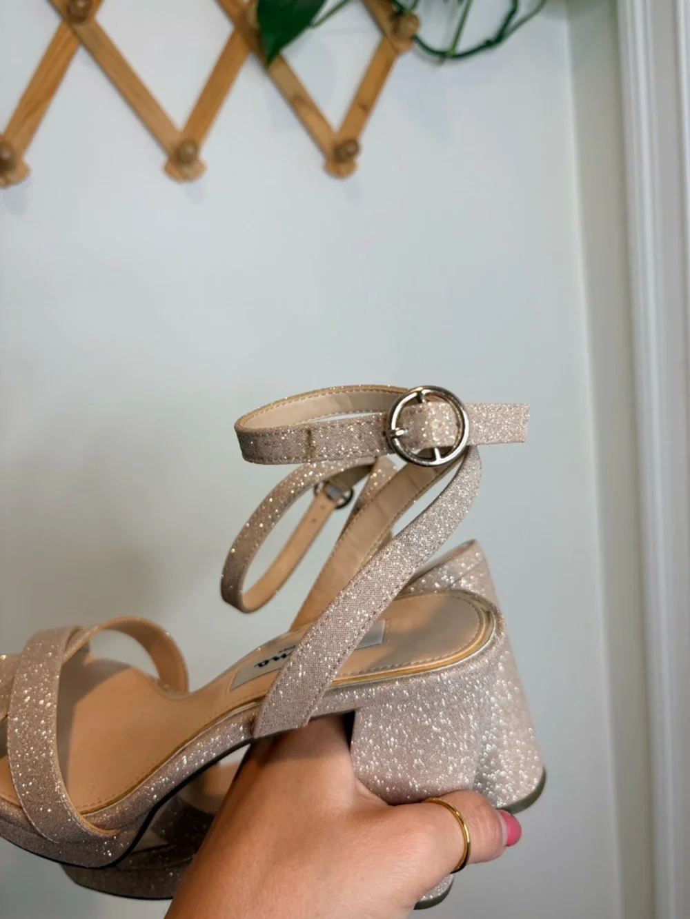 NINA Shelia Nude Glitter Net Block-Heel Platform Sandals With Ankle Strap